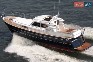 Elling e4 II покоління Яхта