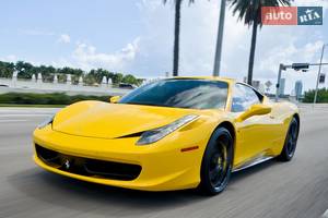 Ferrari 458-italia І покоління Купе