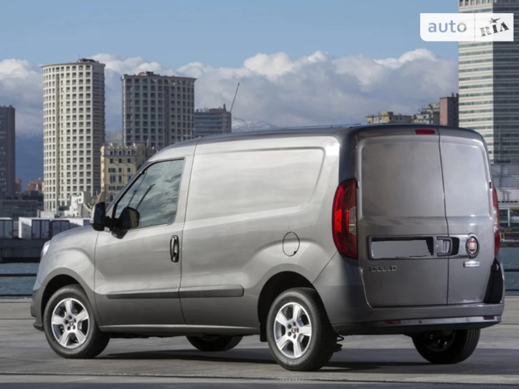 Fiat Doblo груз. Corto