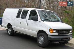 Ford econoline IV покоління Фургон