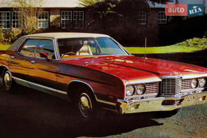 Ford ltd III покоління Седан