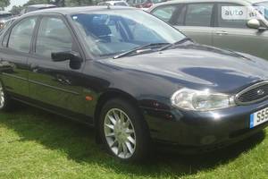 Ford mondeo II покоління Ліфтбек