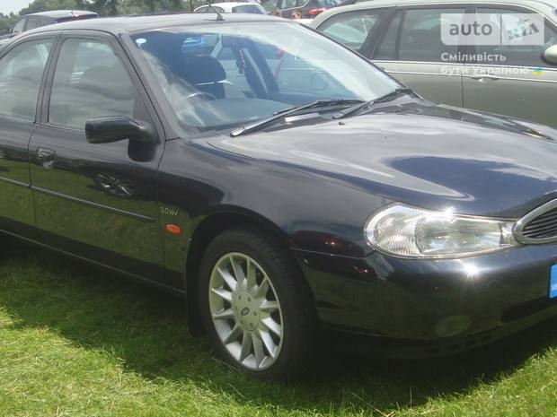 Ford Mondeo II поколение Лифтбэк