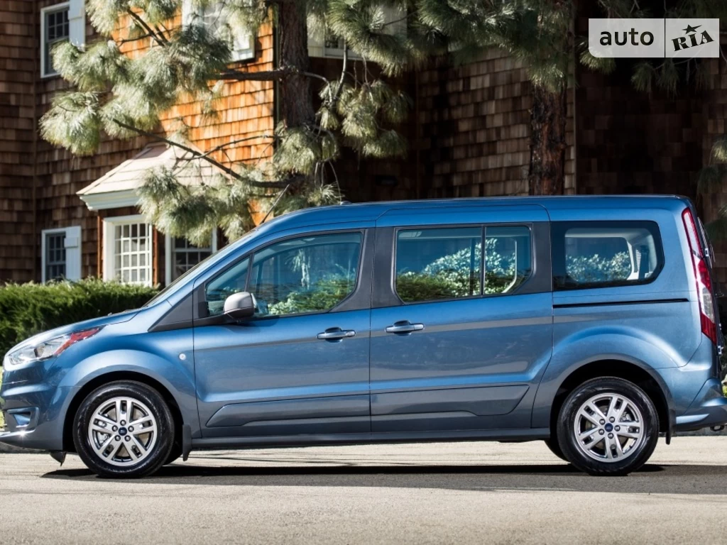 Ford Tourneo Connect пасс. Trend