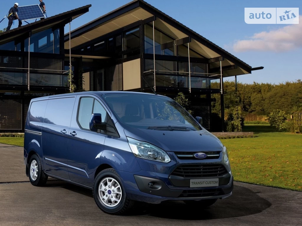 Ford Transit Custom Amb Plus