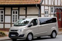 Ford Transit Custom Amb Plus