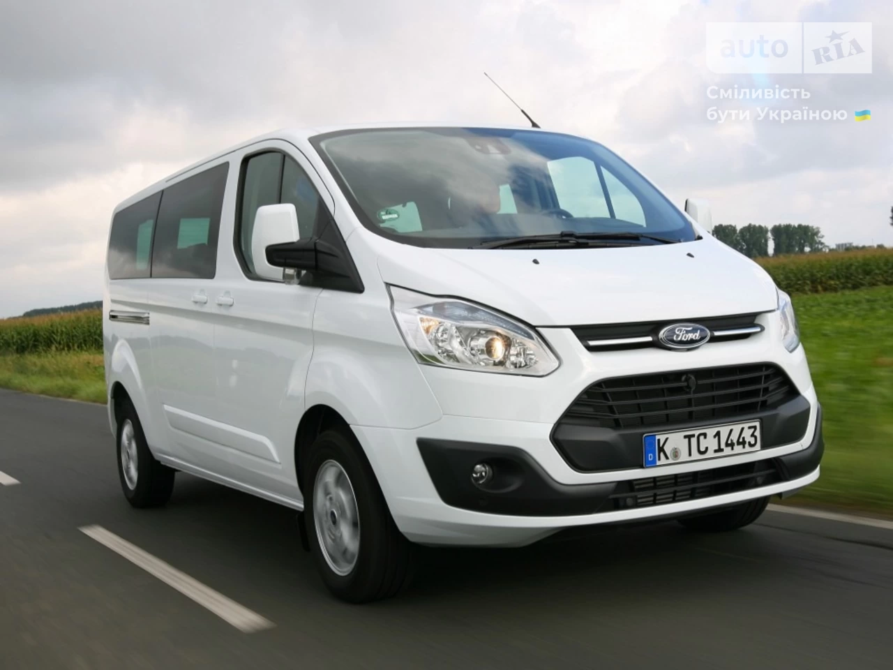 Ford Transit Custom Amb Plus