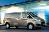 Ford Transit Custom Amb Plus