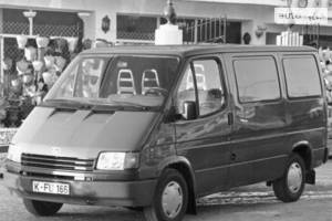 Ford transit IV покоління Фургон