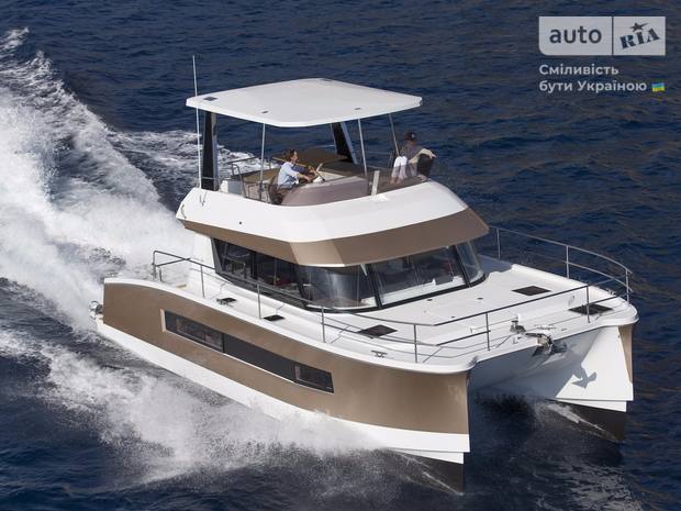 Fountaine-Pajot MY 37 I поколение Катамаран