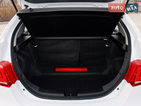 Geely Emgrand 7 (EC7) 1.8 AT (127 л.с.) 2014