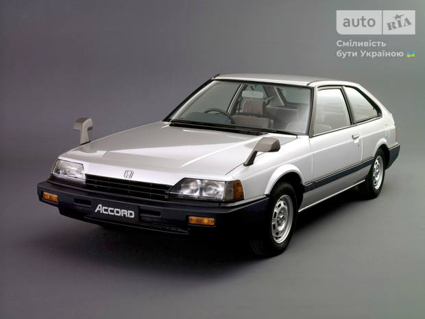 Honda Accord II покоління (FL) Хетчбек