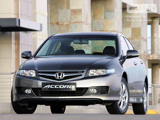 Honda Accord VII покоління (FL) Седан