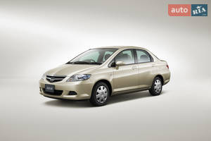 Honda fit-aria I поколение Седан