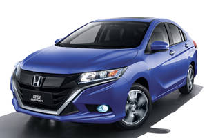 Honda gienia I поколение Лифтбэк
