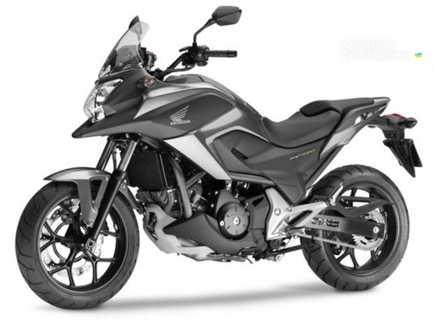Honda NC 750X 2025