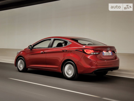 Hyundai Elantra 2002