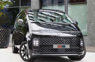Hyundai Staria Top