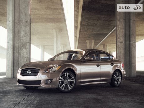 Infiniti M 2012