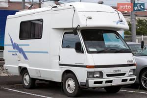 Isuzu fargo I покоління Фургон