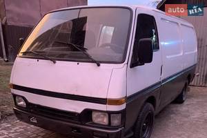 Isuzu midi I покоління Фургон