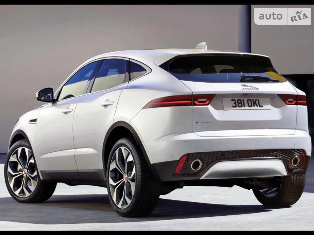 Jaguar E-Pace R-Dynamic Base