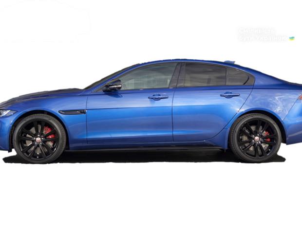 Jaguar XE I покоління (FL) Седан