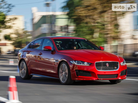 Jaguar XE 2015