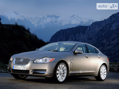 Jaguar XF 2012