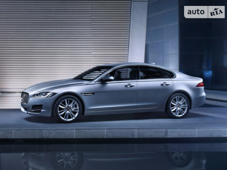 Jaguar XF 2012