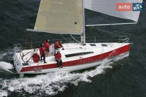Jeanneau sun-fast 1-е поколение Лодка
