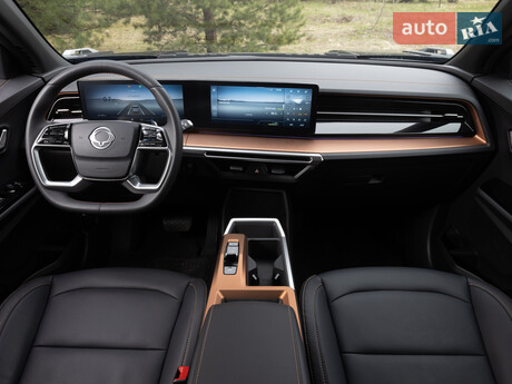 KG Mobility Torres 2024