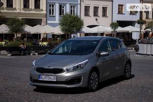 Kia ceed II покоління (FL) Хетчбек