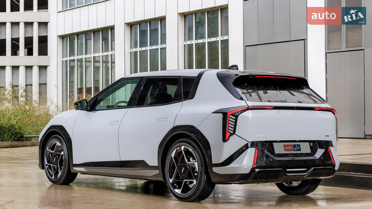 Kia EV4 1 поколение хэтчбек - фото 7