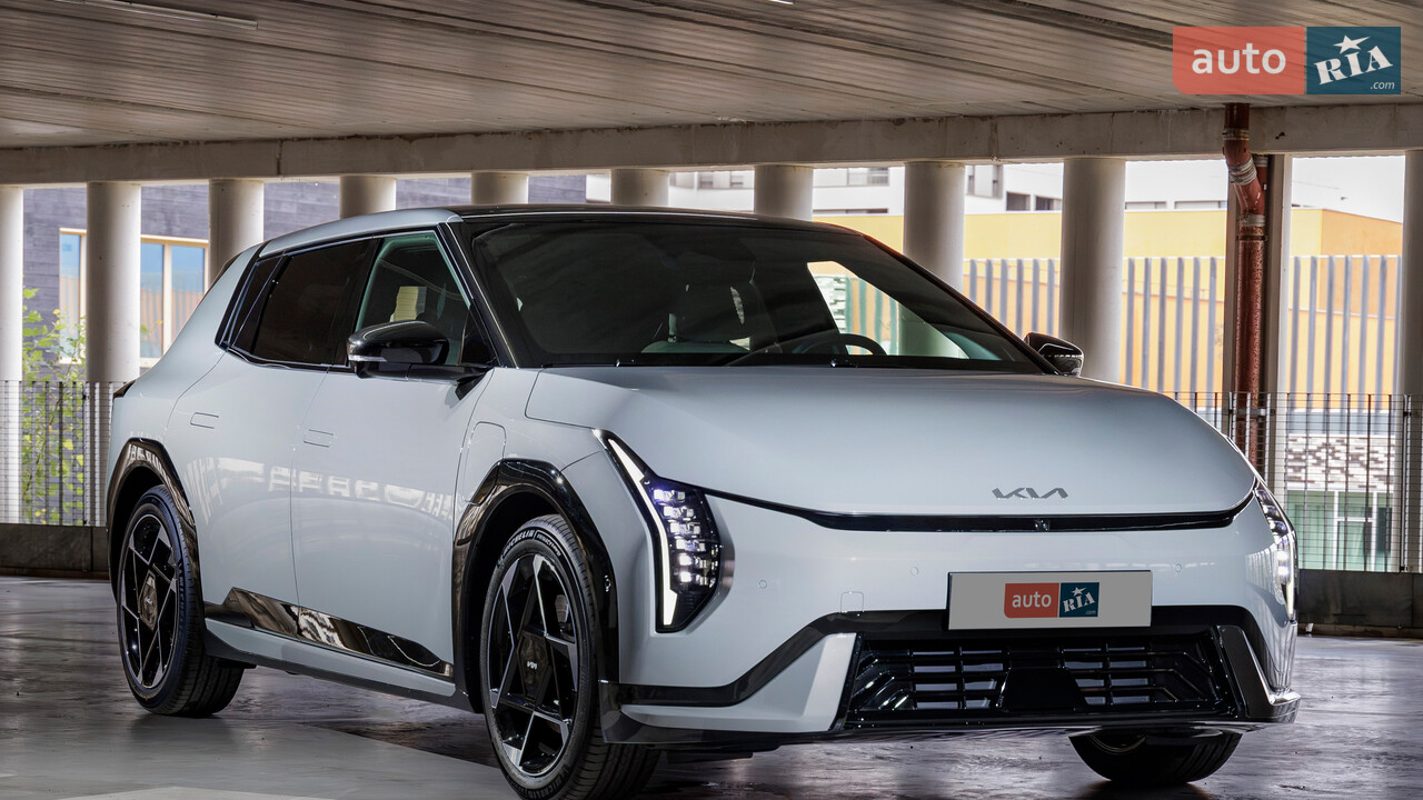 Kia EV4 1 поколение хэтчбек - фото 8