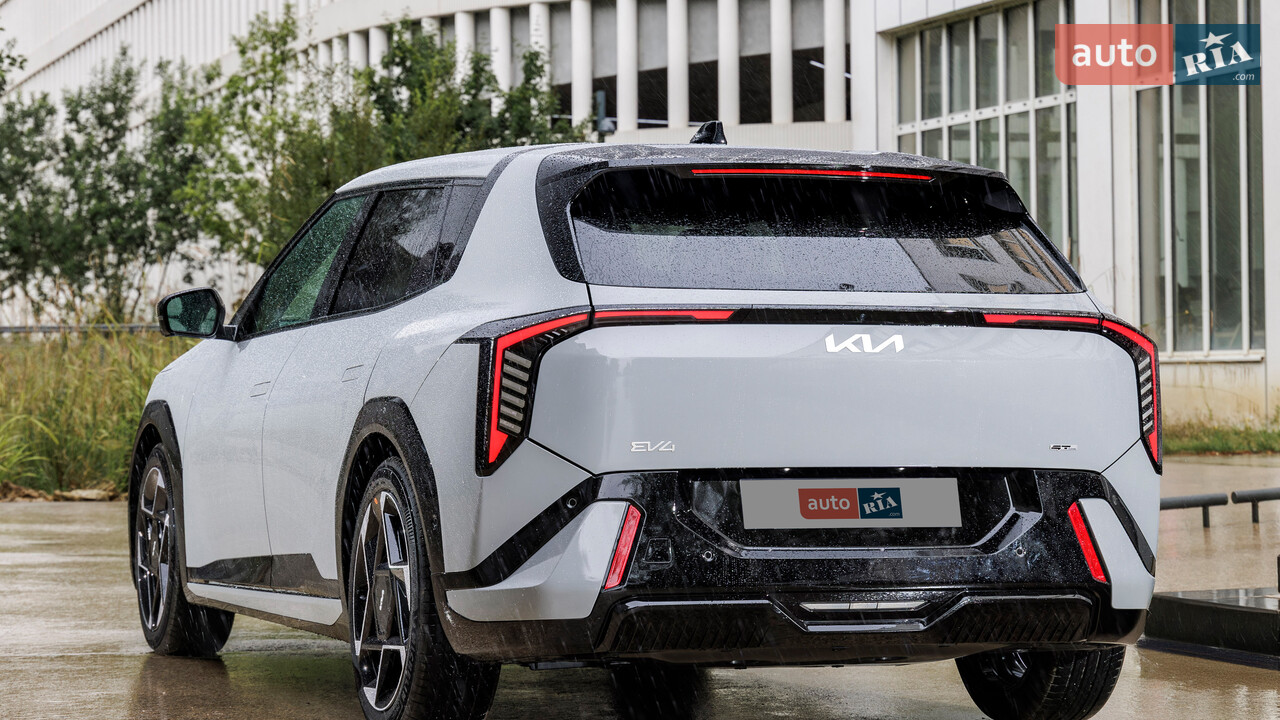 Kia EV4 1 поколение хэтчбек - фото 10