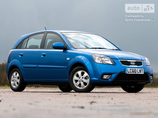 Kia Rio II поколение (FL) Хэтчбек