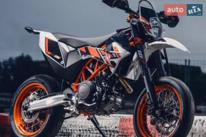 KTM smc I покоління Мотоцикл