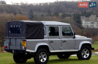 Land Rover Defender 2009