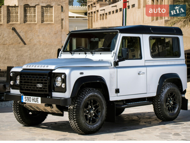 Land Rover Defender