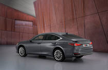 Новый  ES 7 поколение/XZ10 (FL) седан - фото 6