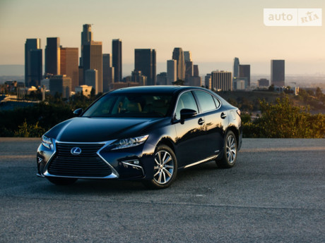 ES Lexus ES