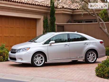 Lexus HS