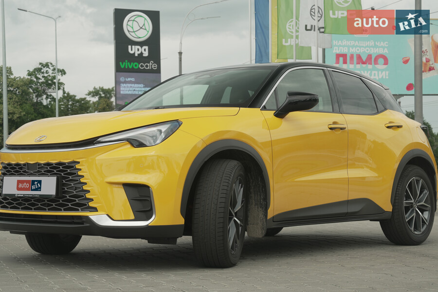 Новий  LBX 1 поколение кросовер - фото 8