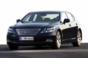 Lexus ls IV покоління Седан