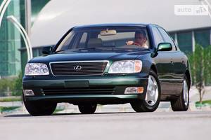 Lexus ls II покоління/UCF20 (FL) Седан