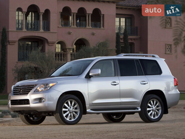 Lexus LX