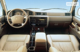 Lexus LX 2001