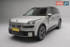Lynk&Co 900 I покоління Позашляховик