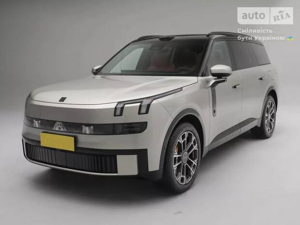 Lynk&Co 900 I покоління Позашляховик